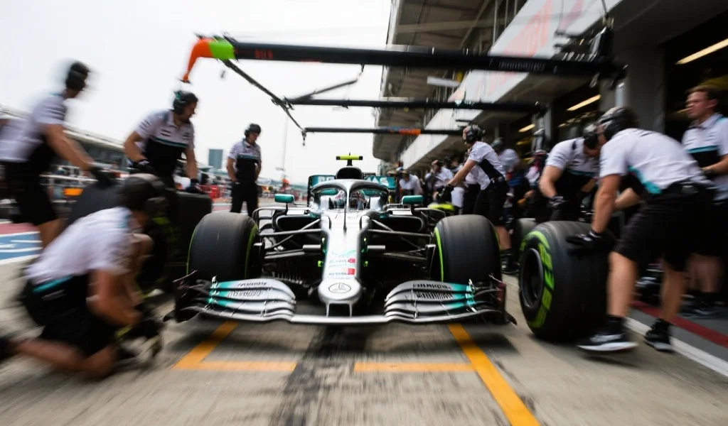 F1进站策略揭秘：如何影响比赛胜负？